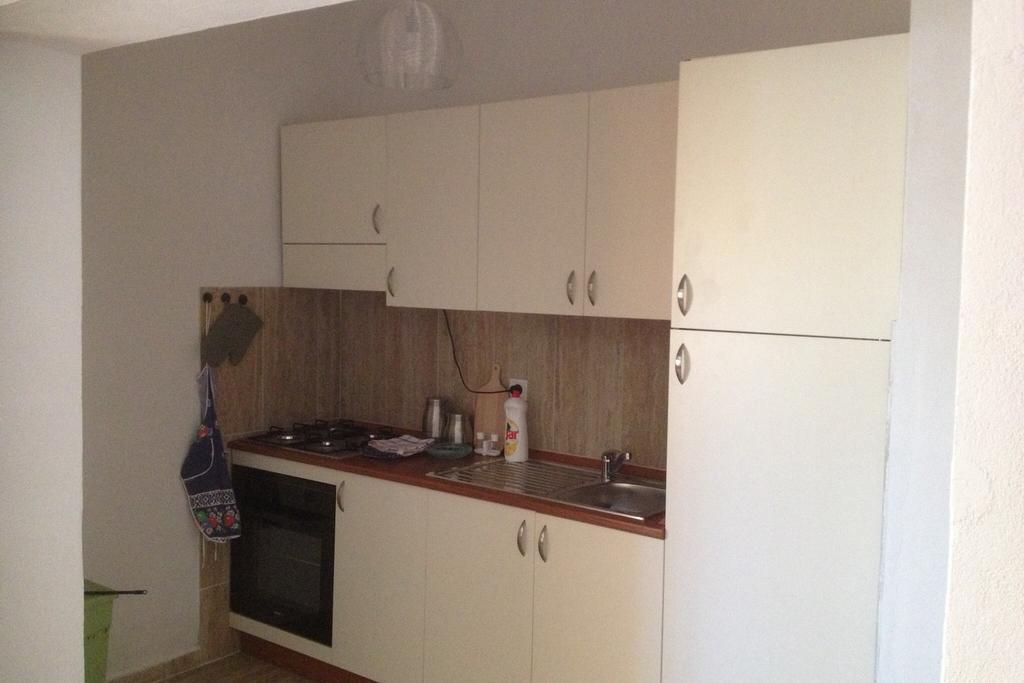 Apartament Lamjana *
