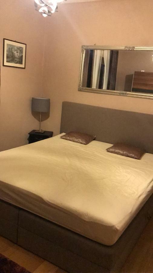 Apartament Lamjana